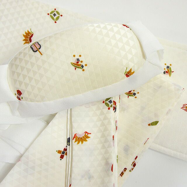 豪華 クッション(大) 高級正絹丸帯(婚礼贈答用反物使用)新品未使用 帯枕 正絹 宝尽くし文様 古典柄 白 礼装用 フォーマル 婚礼用